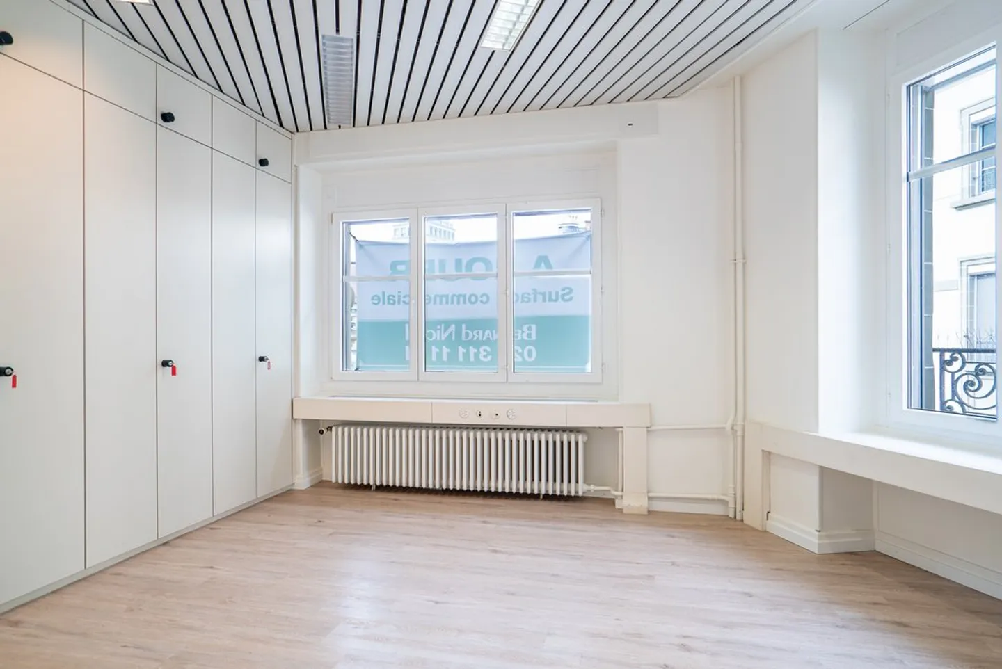 Geräumiges Büro bei St-Laurent - Foto 6 von 11