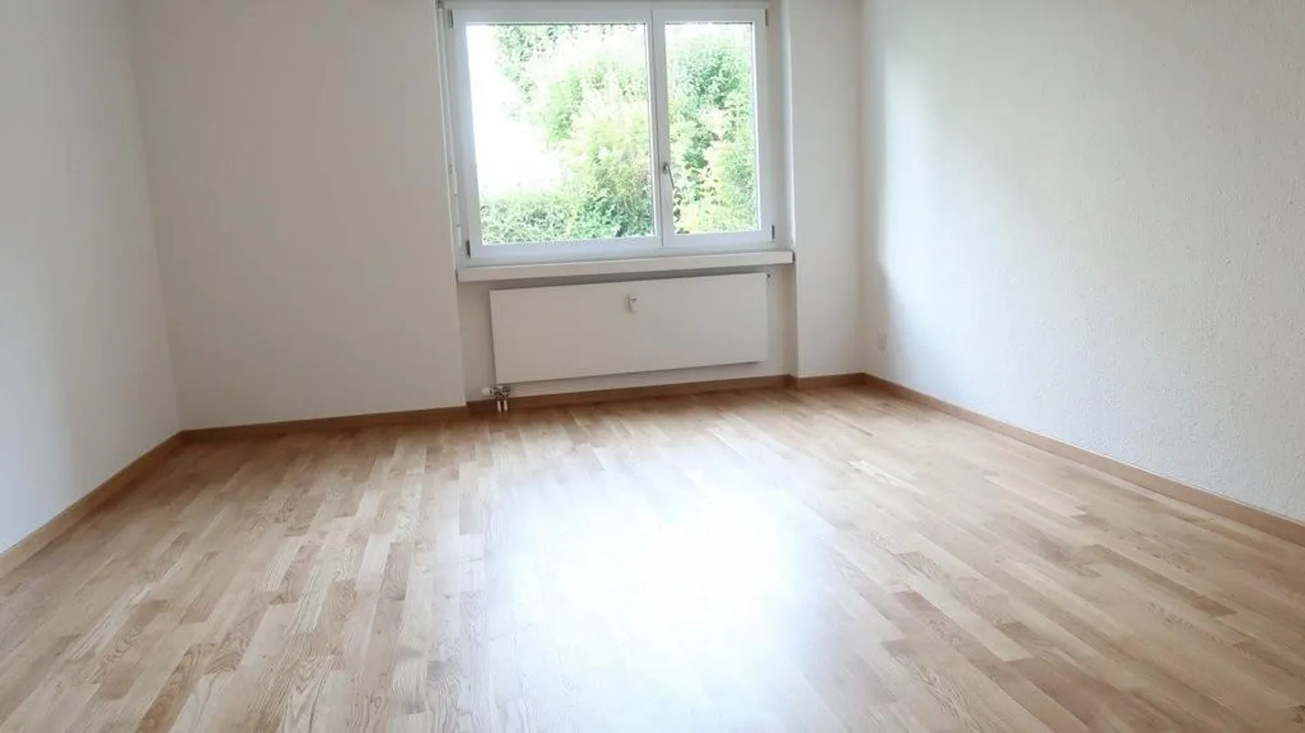 Appartamento al piano terra di 3,5 stanze soleggiato e affascinante a Steffisburg - Foto 5 di 8