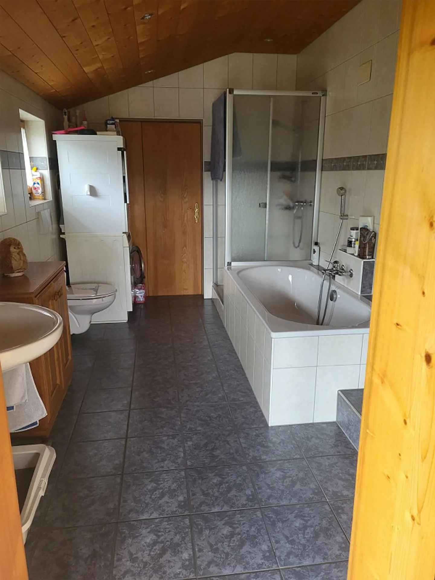 Charming 6-Room Single-Family House in Sennwald - Photo 11 of 17