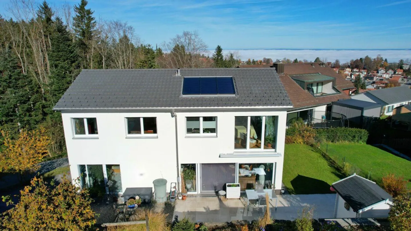 Newly built single-family house in a beautiful residential area with a panoramic view - Photo 4 of 25