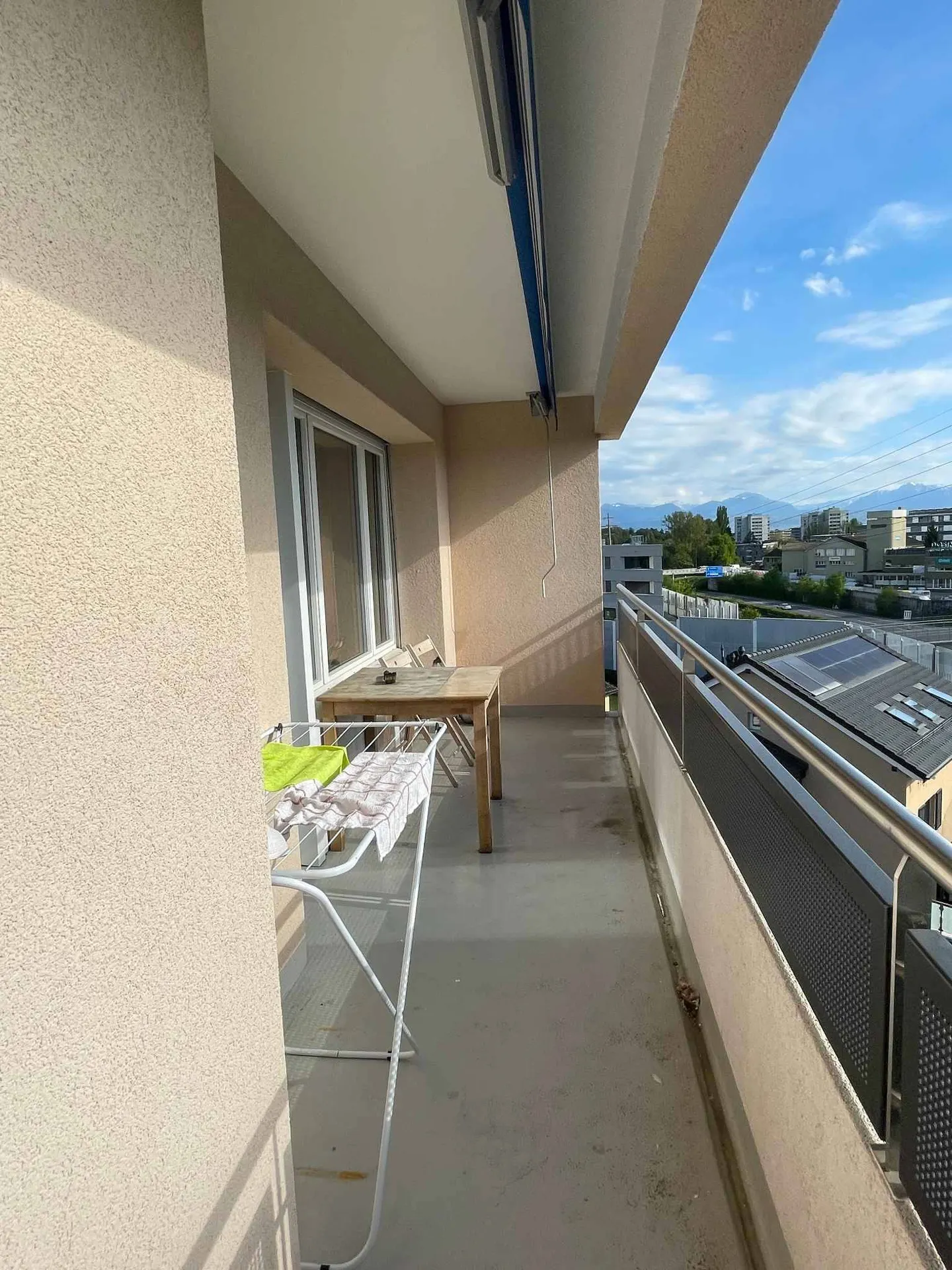 Appartamento luminoso con balcone - Foto 10 di 10