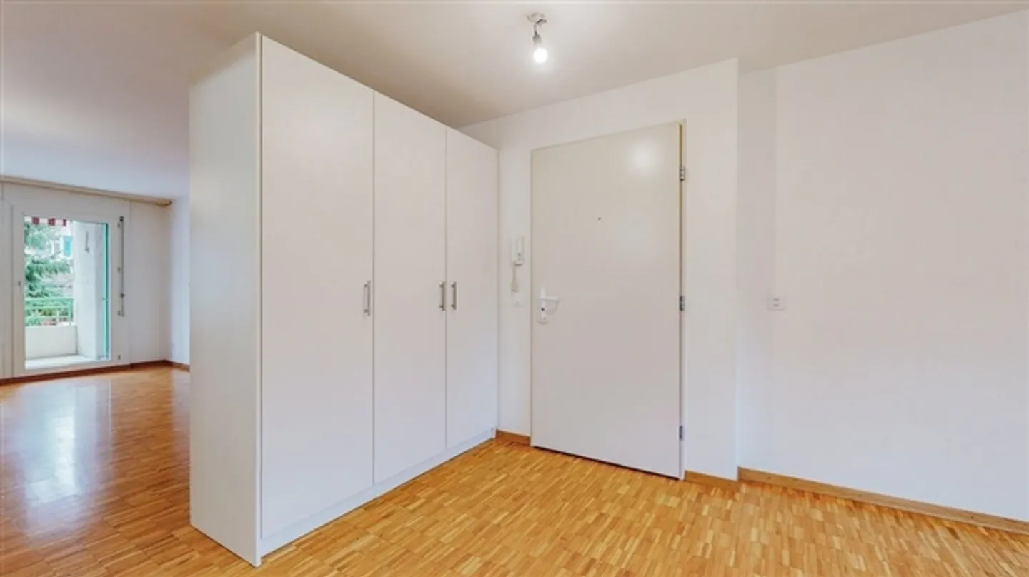 Your new home simplifies all your travels - Photo 3 of 11