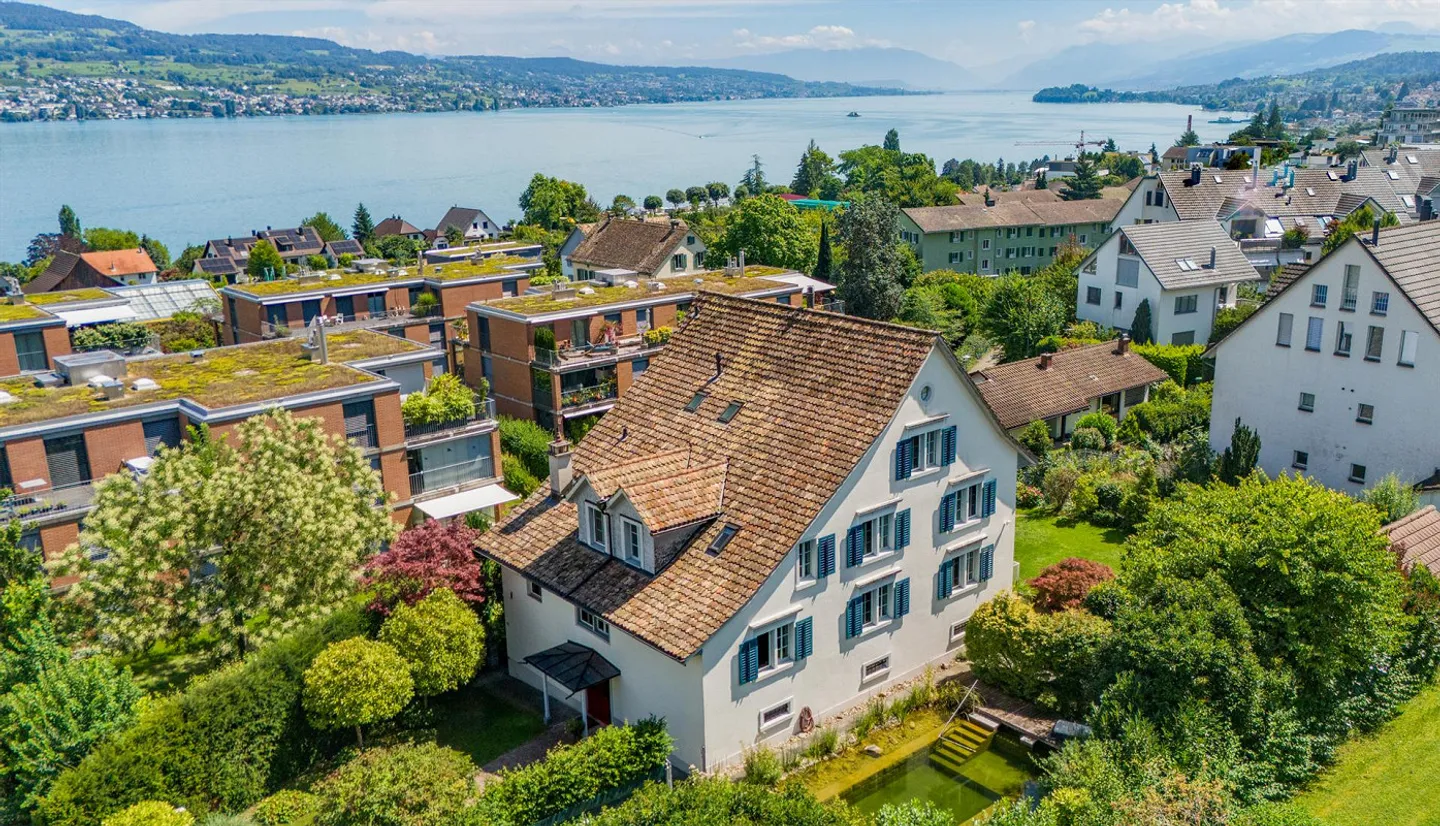 Charmantes Landhaus mit Gartenidylle - Photo 1 sur 10