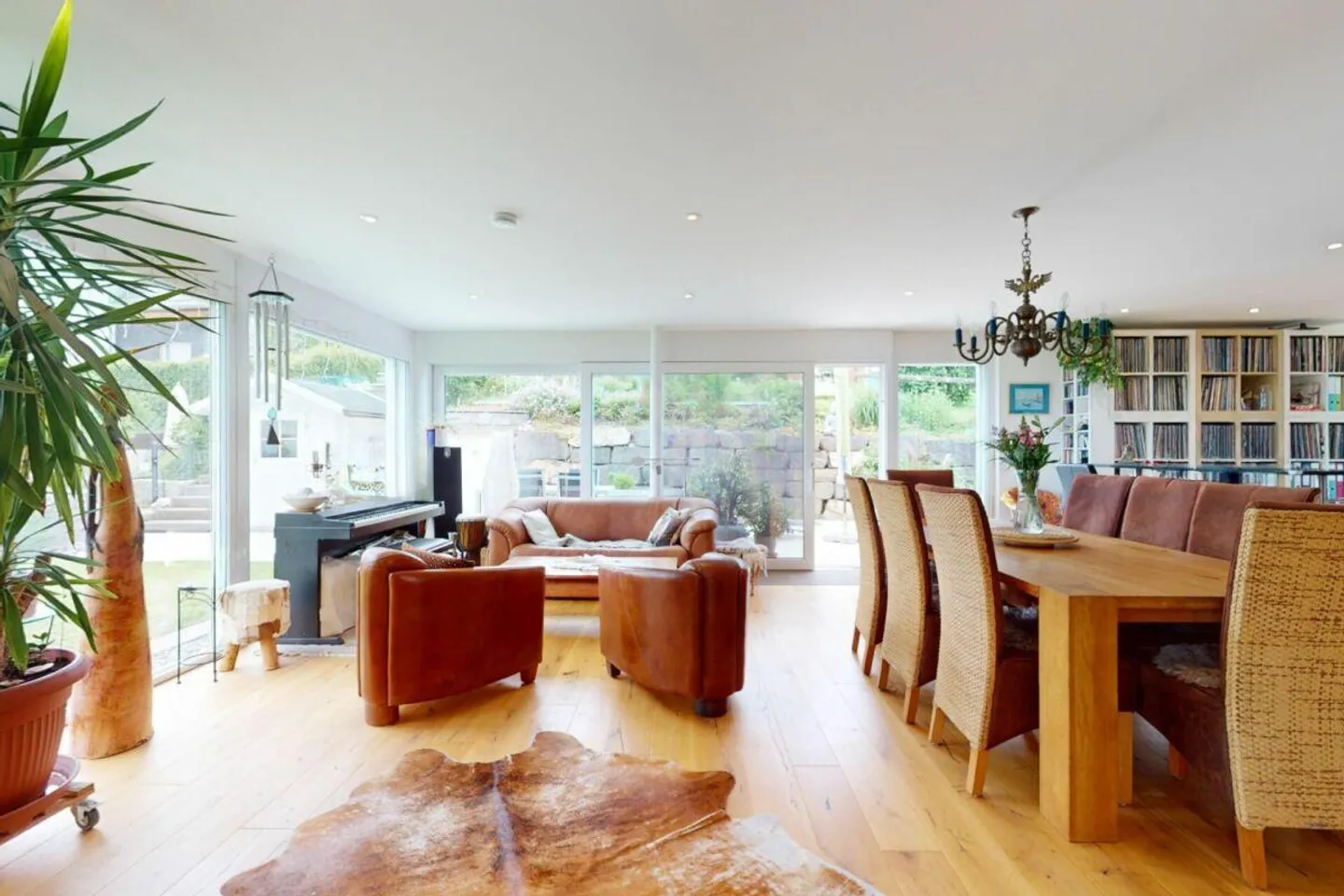 Newly built single-family house in a beautiful residential area with a panoramic view - Photo 13 of 25