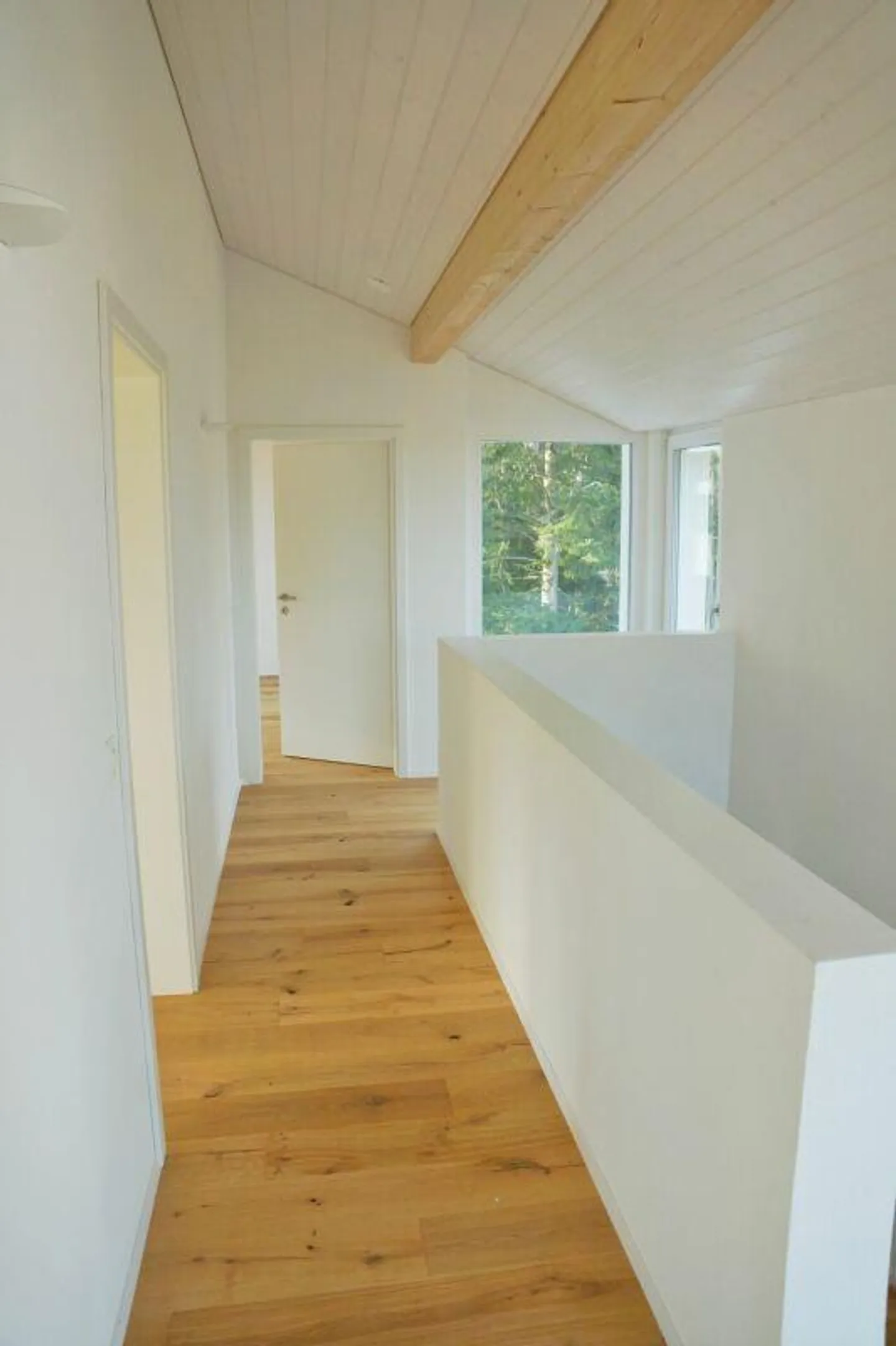 Newly built single-family house in a beautiful residential area with a panoramic view - Photo 19 of 25