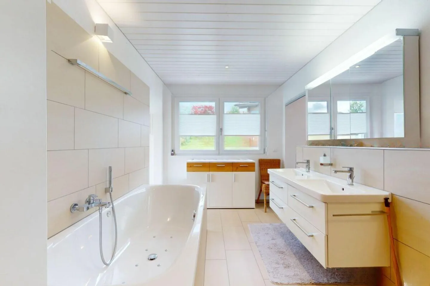 Newly built single-family house in a beautiful residential area with a panoramic view - Photo 20 of 25