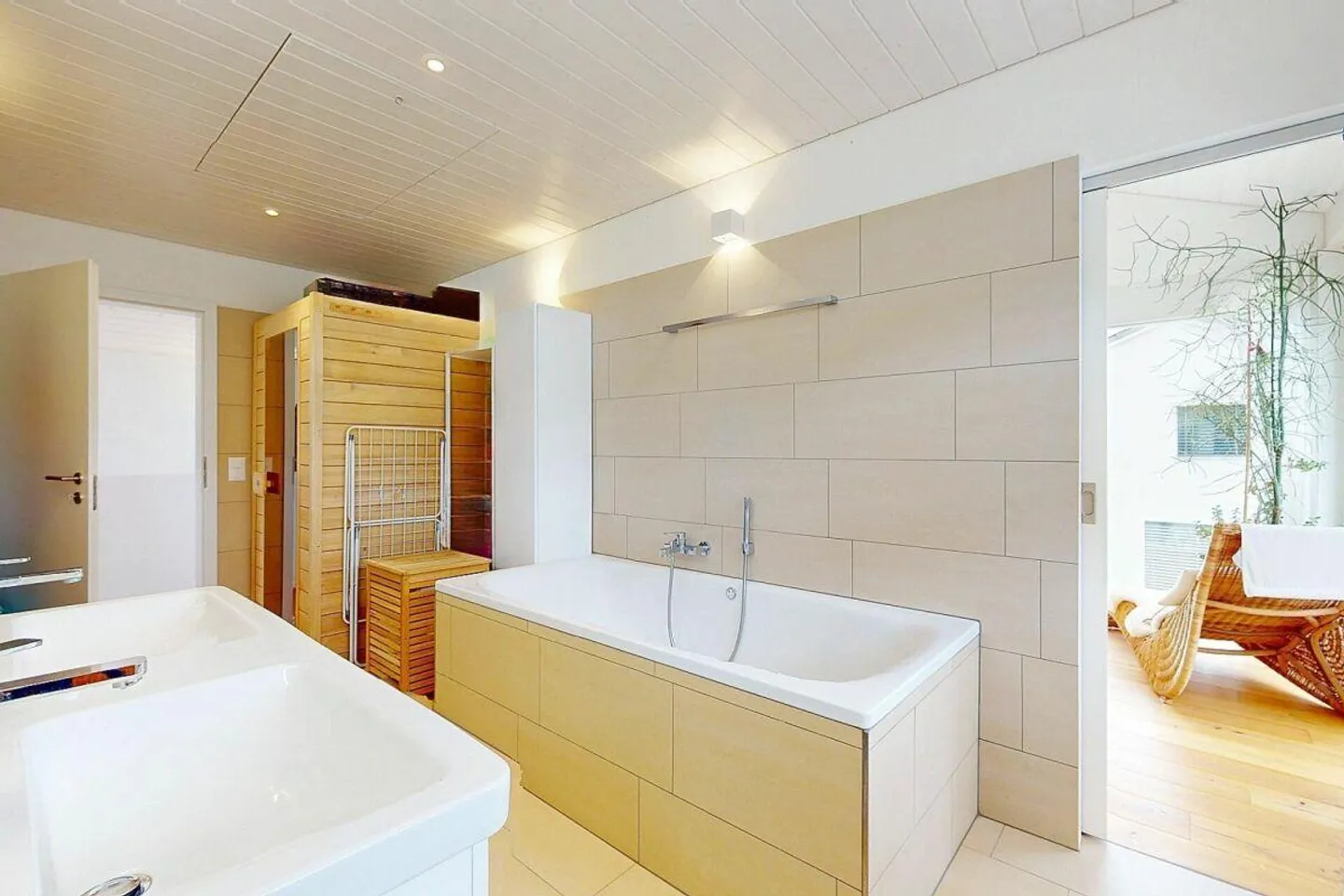 Newly built single-family house in a beautiful residential area with a panoramic view - Photo 21 of 25