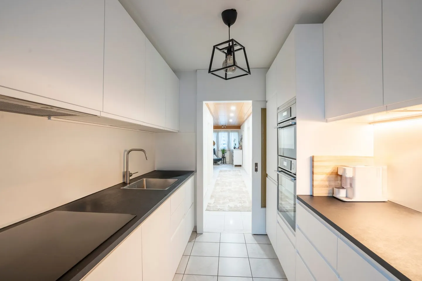 Appartamento ristrutturato e ben curato di 4,5 locali con vista panoramica - Foto 1 di 14