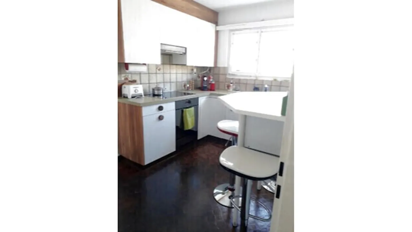 Charmantes Haus mit Garten - Foto 3 von 10