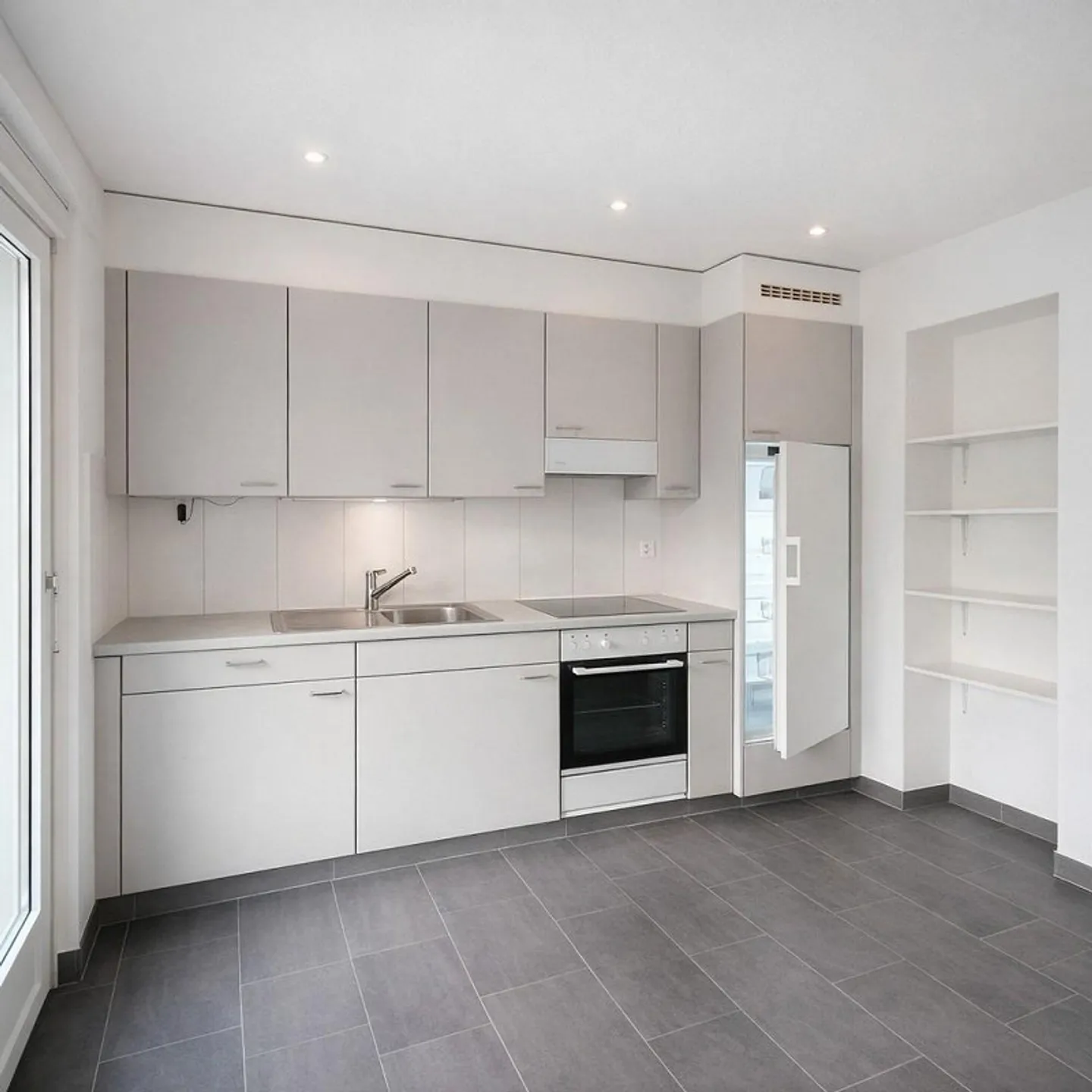 In Ruhe leben, nur wenige Schritte vom Zentrum entfernt - Foto 4 von 7