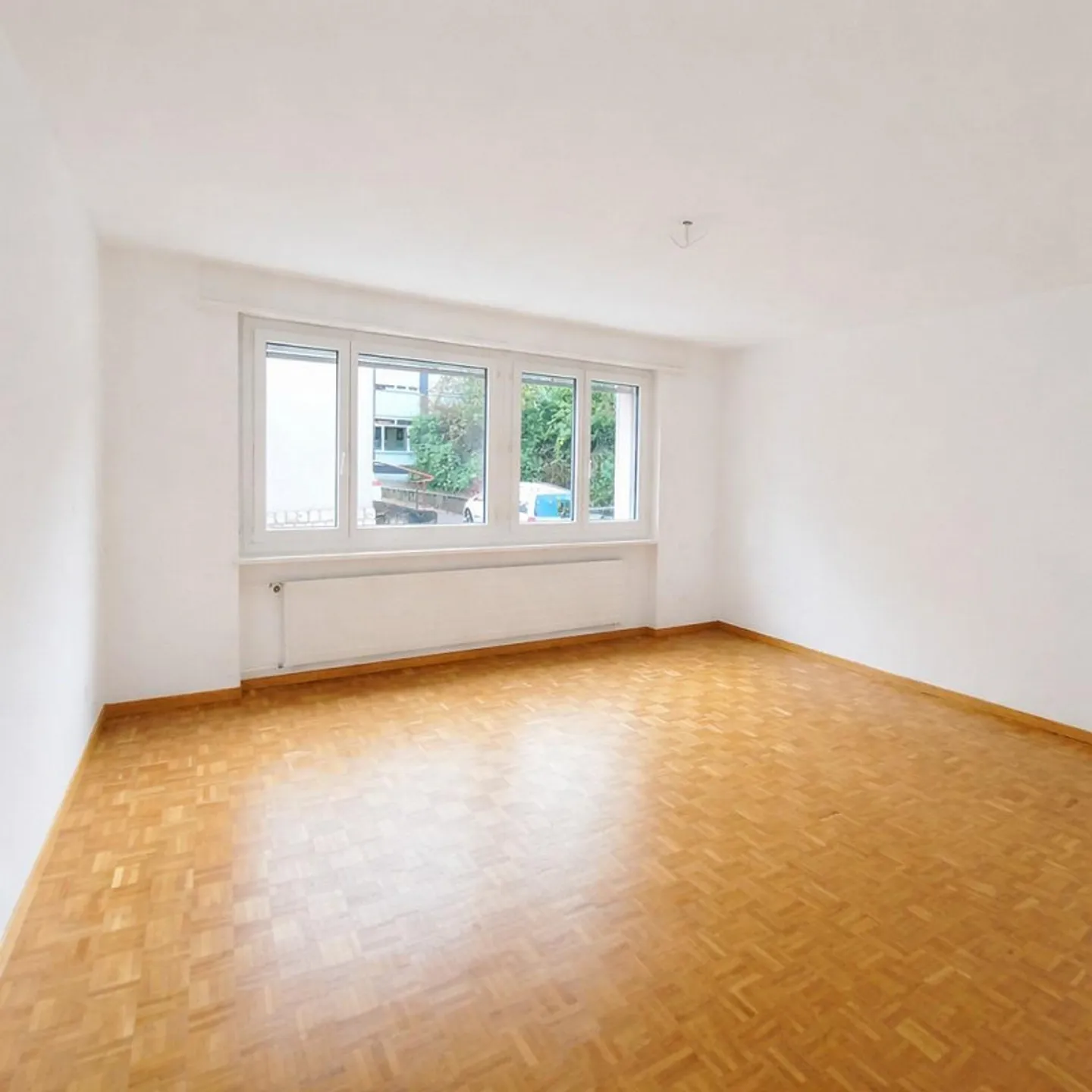 In Ruhe leben, nur wenige Schritte vom Zentrum entfernt - Foto 2 von 7