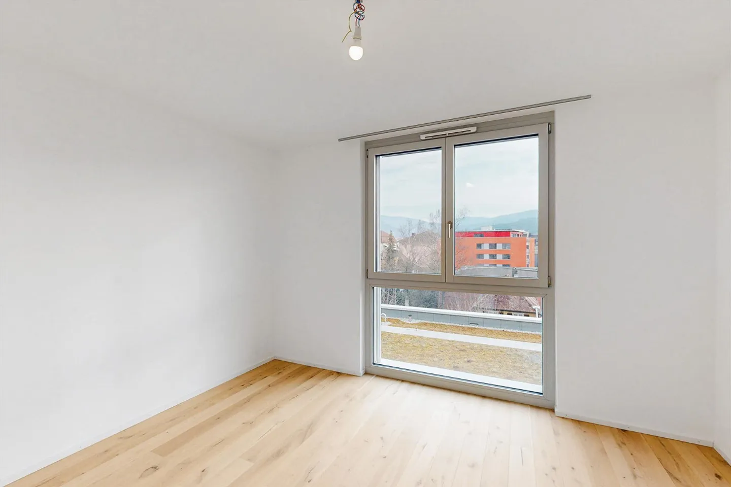 Appartement à louer - Photo 3 sur 8