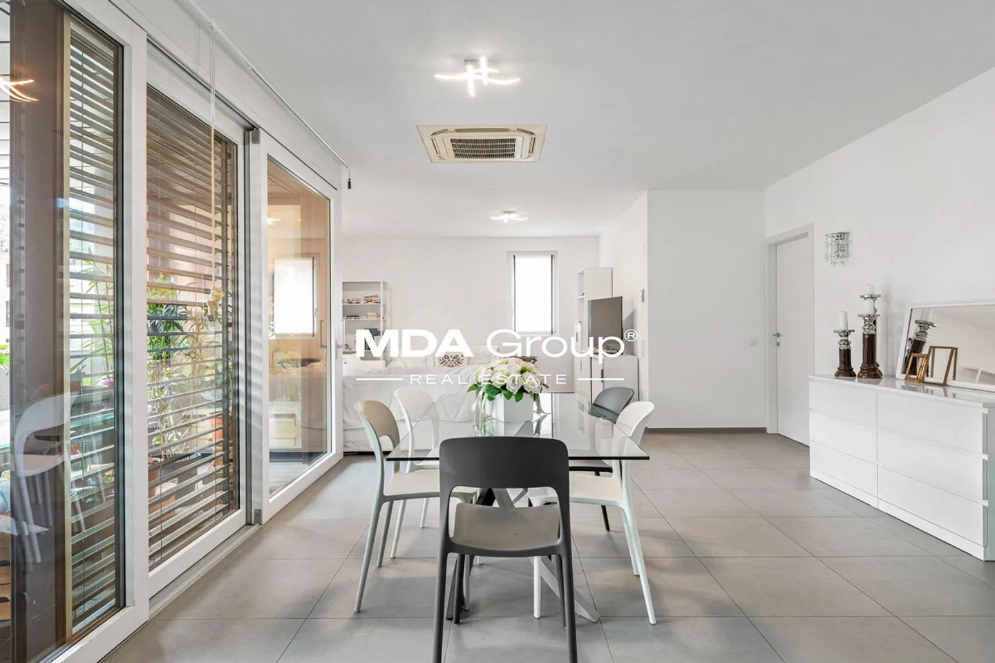 Apartment - Lugano - Photo 1 of 13