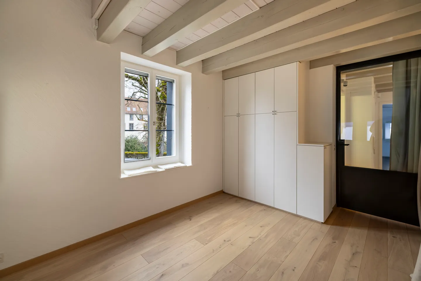 Charming Triplex in Allaman - Photo 3 of 8