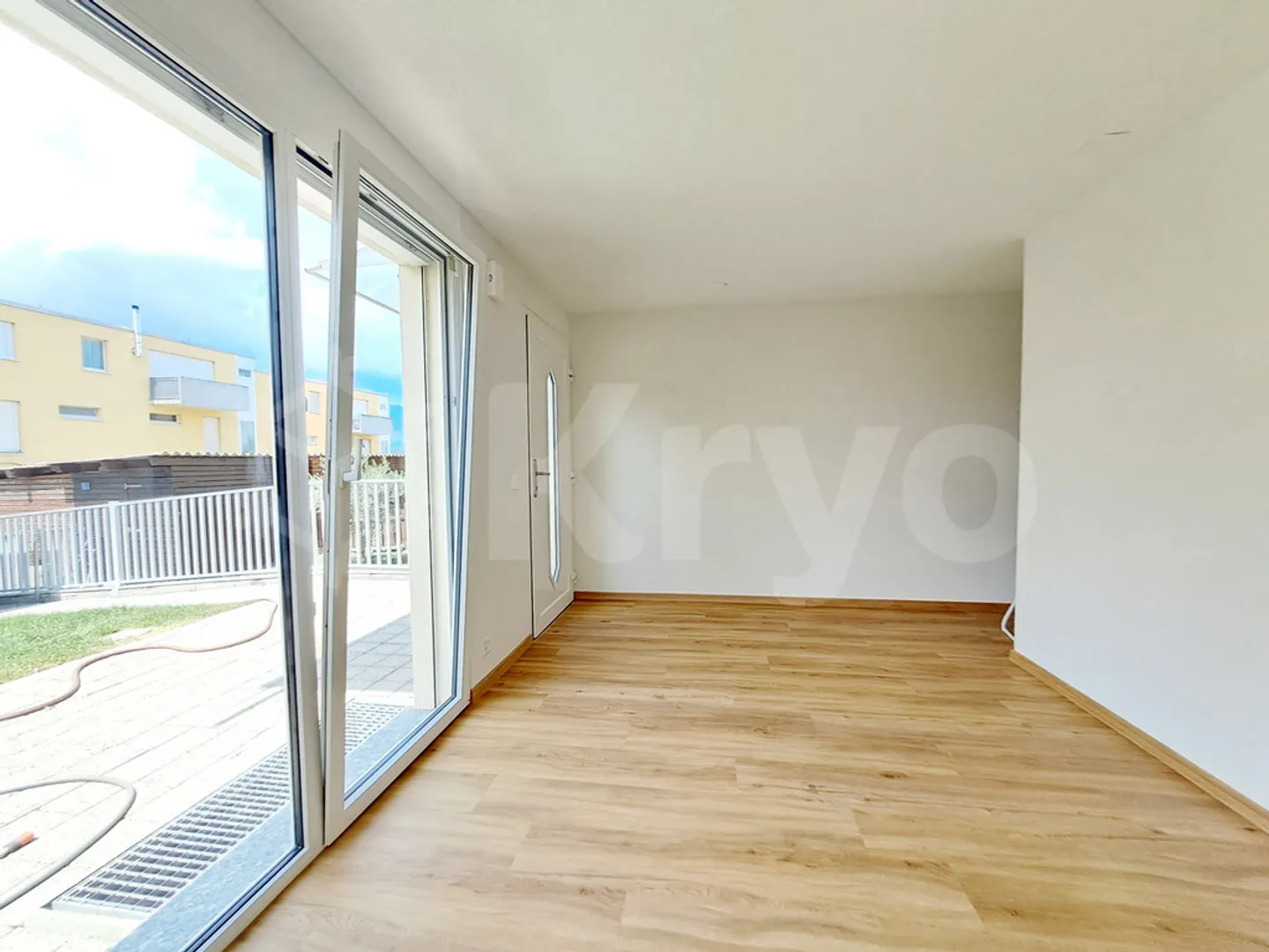 FLEUR-DE-LYS 7B, appartamento di 4,5 locali con giardino privato - Foto 2 di 11
