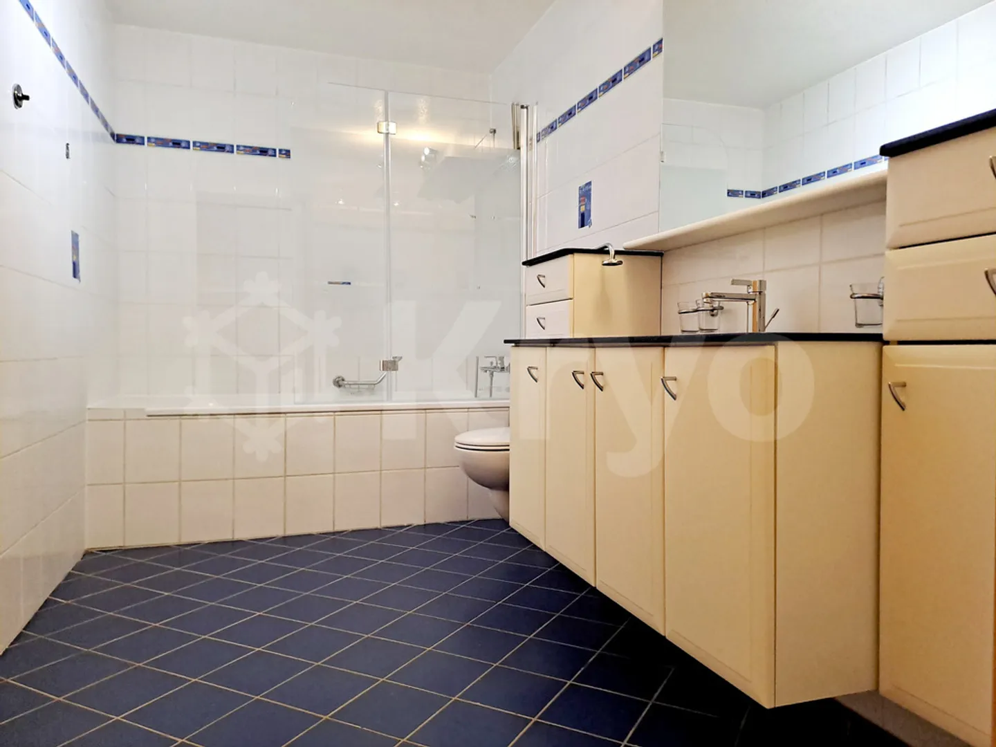 FLEUR-DE-LYS 7B, appartamento di 4,5 locali con giardino privato - Foto 9 di 11