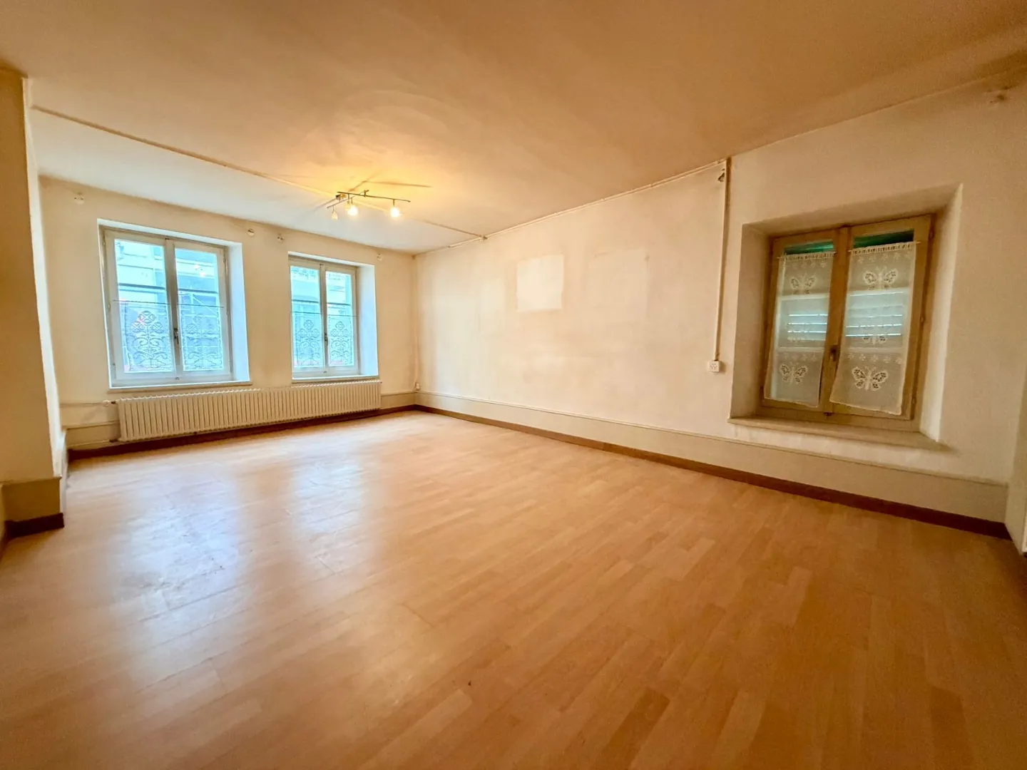 Incantevole Villa nel Cuore di Estavayer - Foto 5 di 8