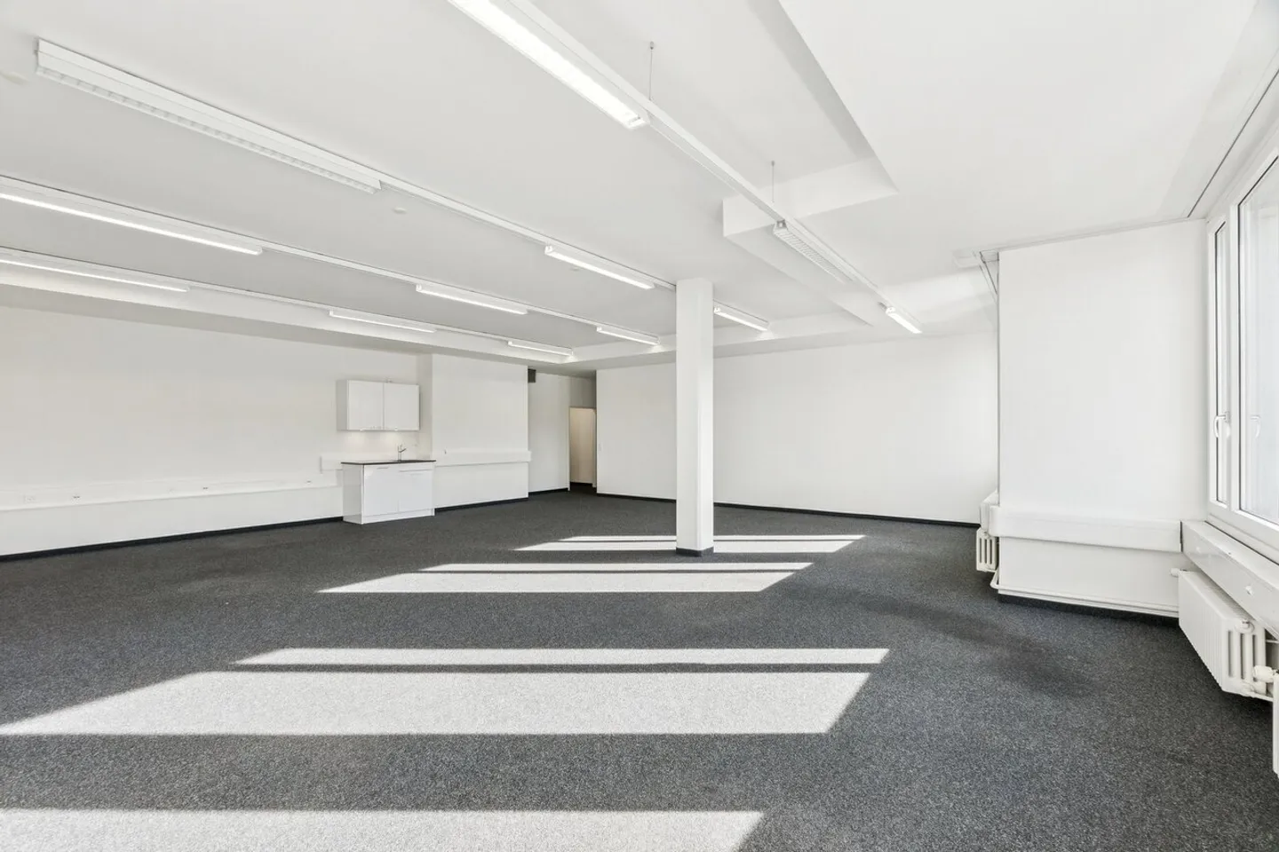Your new office space in Kloten - central, practical and versatile - Photo 9 of 12