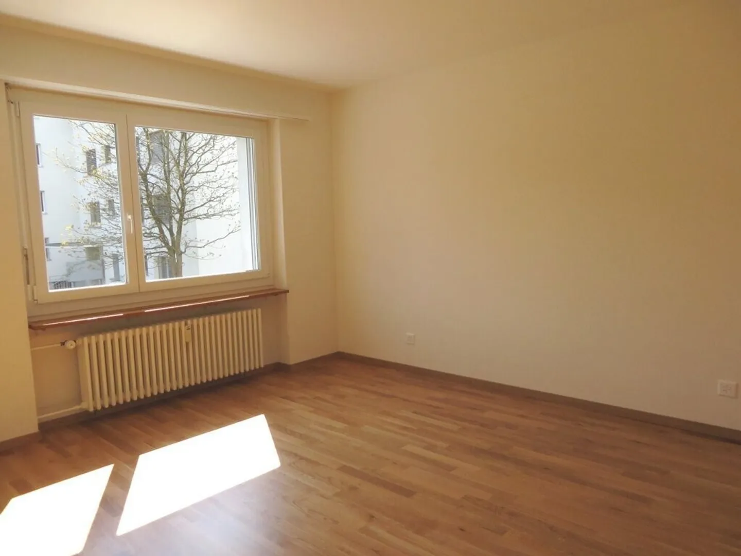 Prêt pour vous : appartement de 4 pièces, 1er étage - Photo 3 sur 8