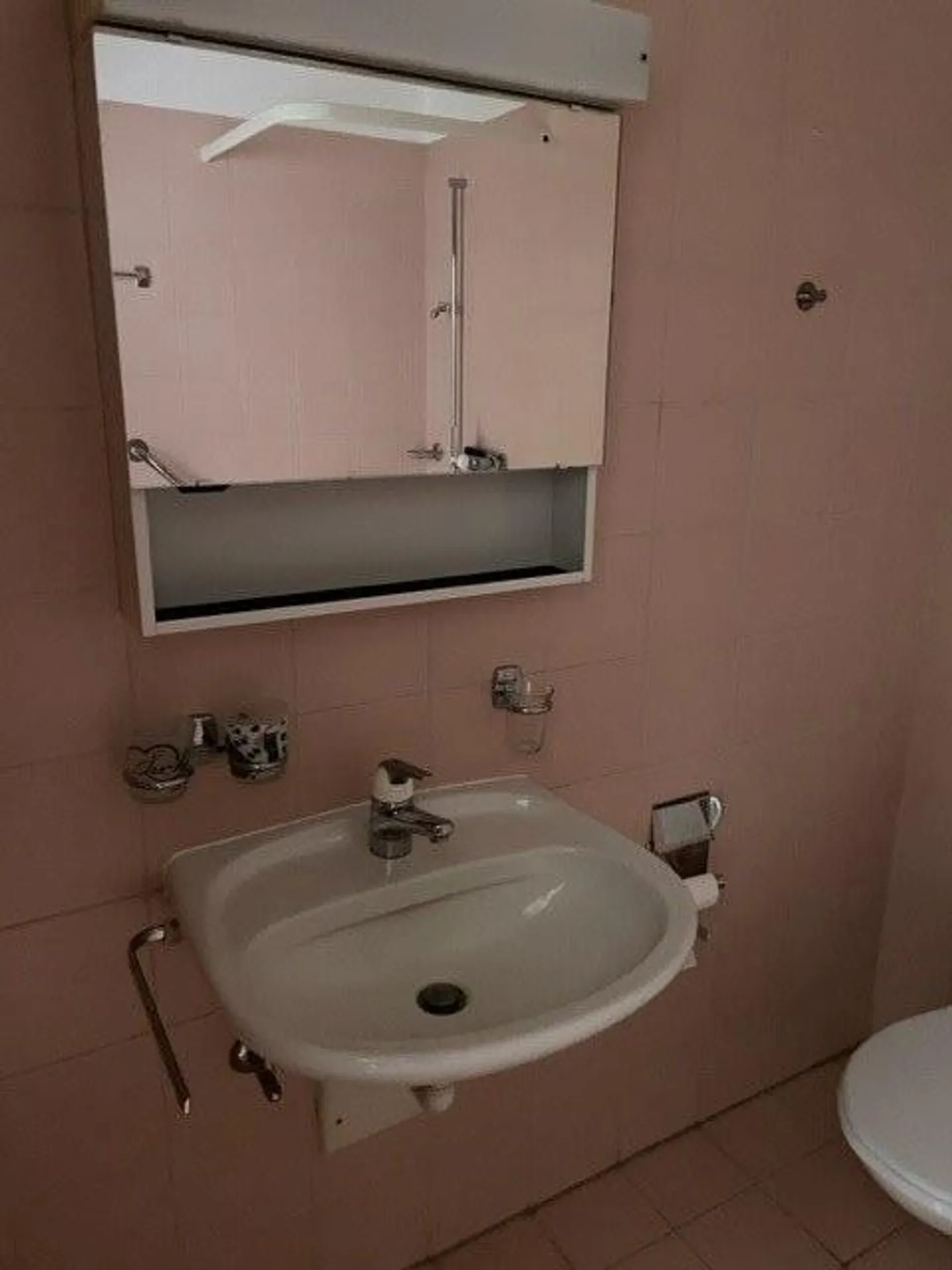 Appartamento in zona tranquilla - Foto 4 di 6
