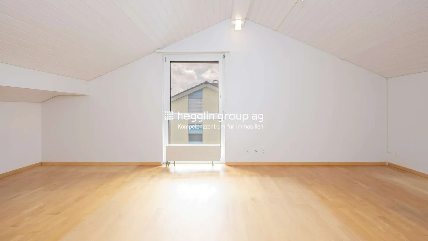 Unique: House with exclusive winter garden extension - Photo 10 of 12