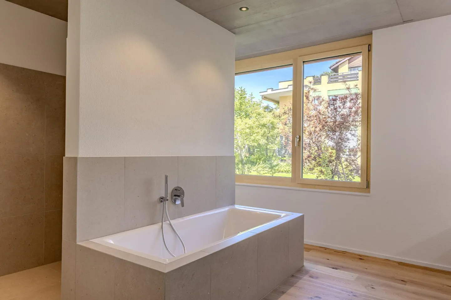 Appartement de jardin de 170 m² avec bureau à domicile / salle d'atelier séparée - Photo 7 sur 14