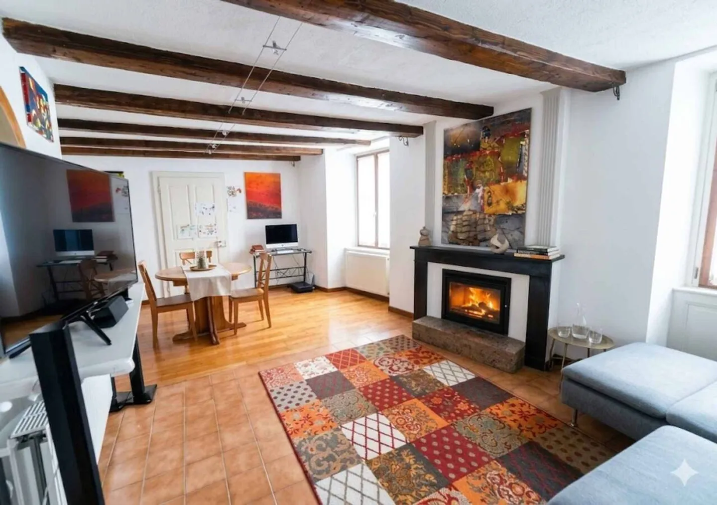 Charming 3.5 Room Duplex - Heart of St-Maurice - Photo 1 of 4