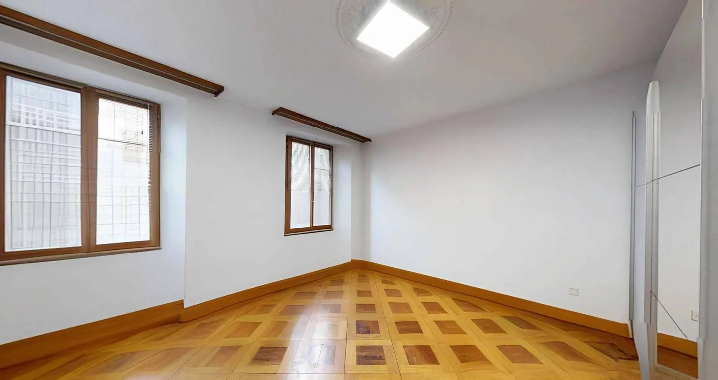 Geräumige 5-Zimmer-Wohnung mit Panoramaterrasse - Foto 5 von 7