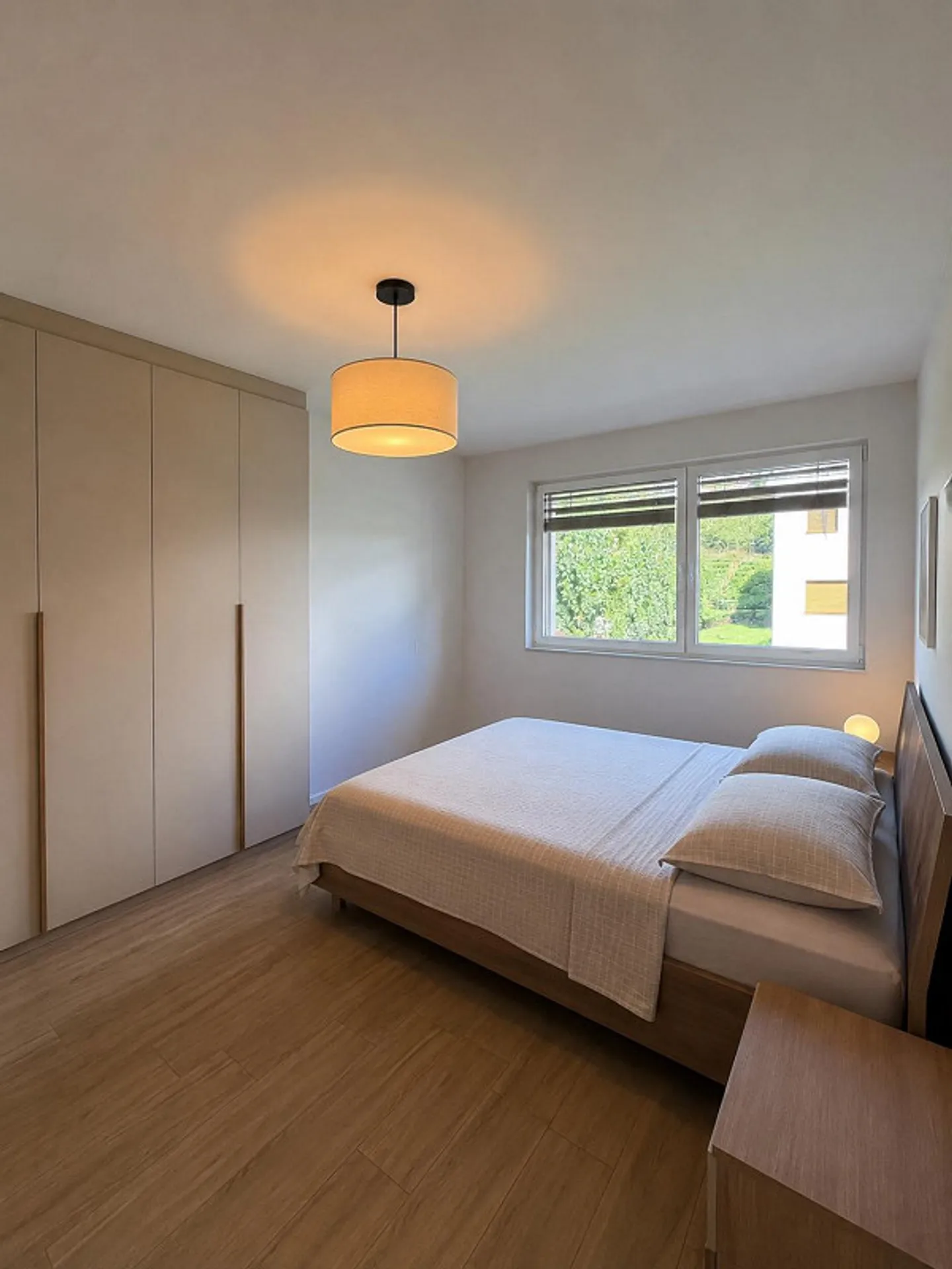 Appartement moderne 2,5 pièces avec terrasse - Lumino (TI) - Photo 4 sur 8