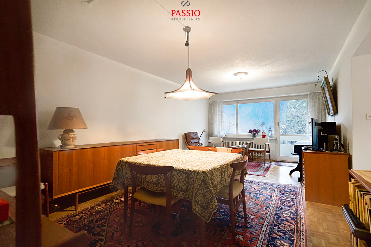 Exciting Investment: Central 3.5-Room Apartment in Prime Location - Photo 1 of 13