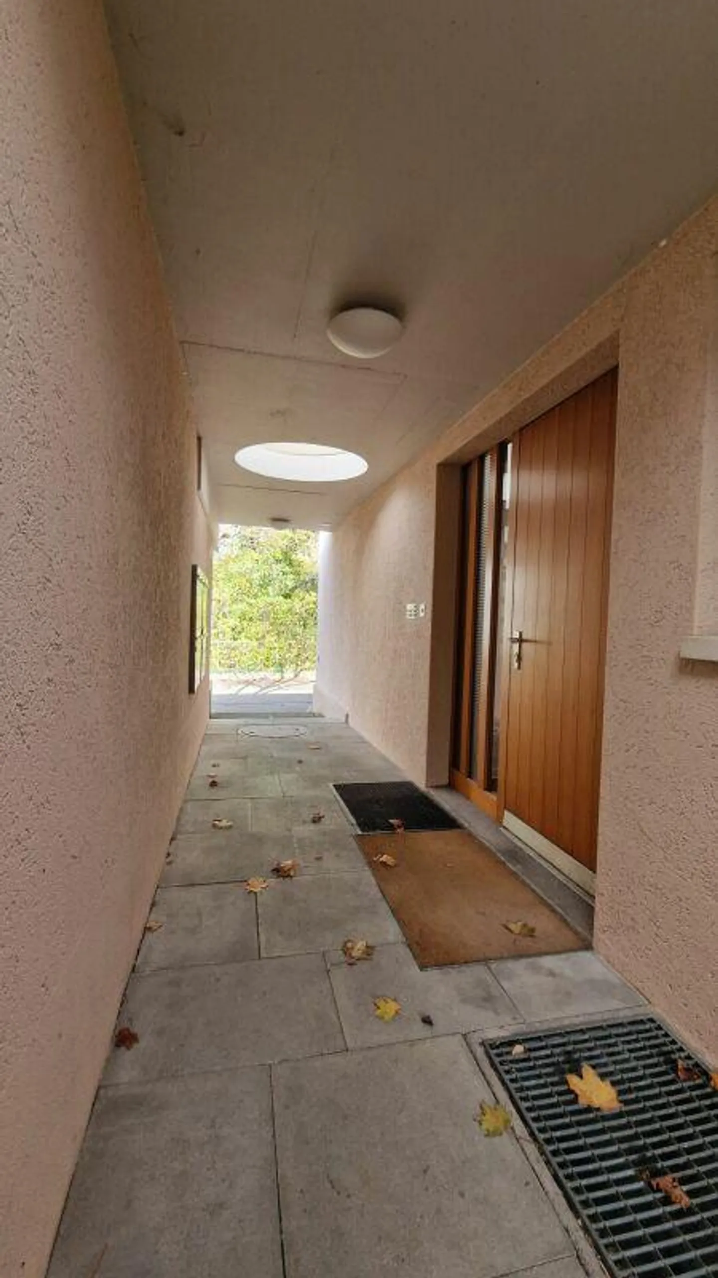 Maison multifamiliale avec huit petits appartements simples (studios) dans un quartier résidentiel calme à Baden - Photo 5 sur 21