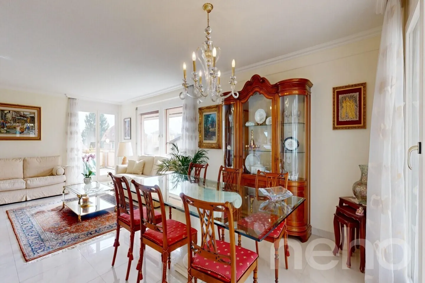 Spacious penthouse with lots of charm in a quiet location - Photo 4 of 12