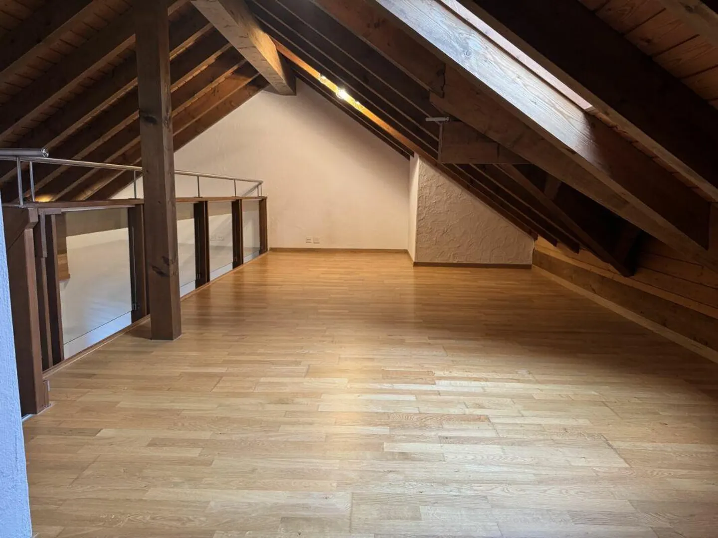 82m2 Maisonette Apartment with 32m2 Gallery! - Photo 5 of 19