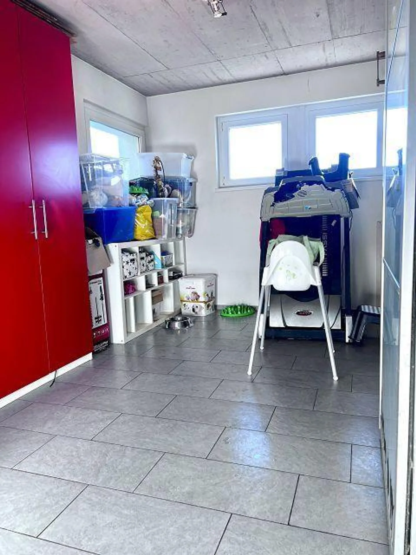 Villetta di 5 1/2 locali in una posizione molto tranquilla e soleggiata con vista - Foto 9 di 43