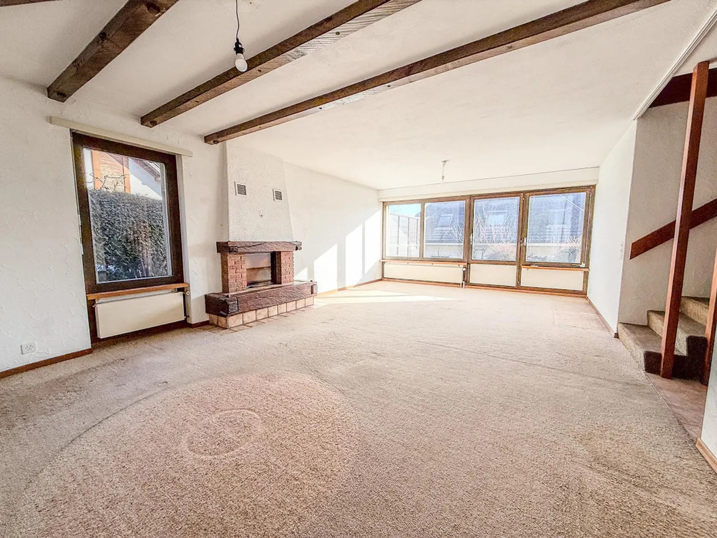 5.5-Room Single-Family House in a Quiet Village Location - Photo 2 of 18