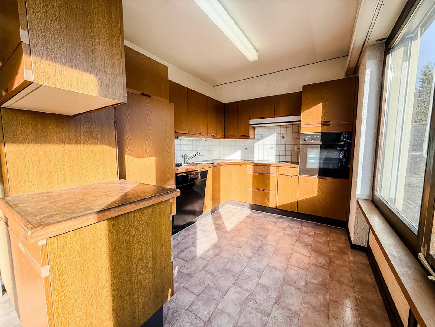 5.5-Room Single-Family House in a Quiet Village Location - Photo 5 of 18