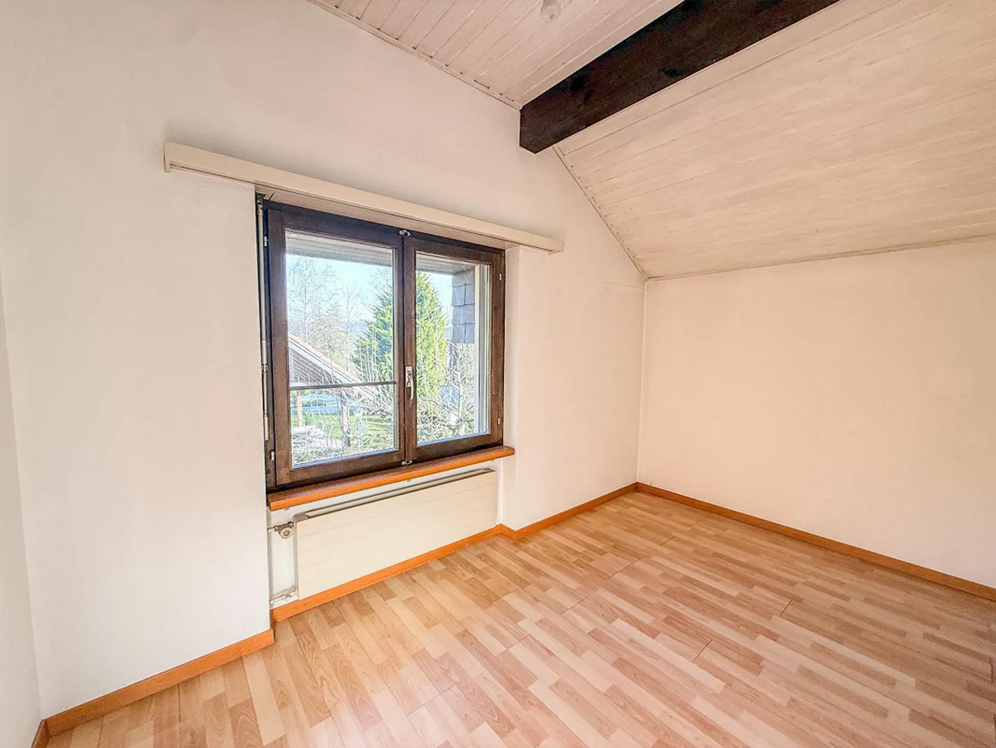 5.5-Room Single-Family House in a Quiet Village Location - Photo 15 of 18