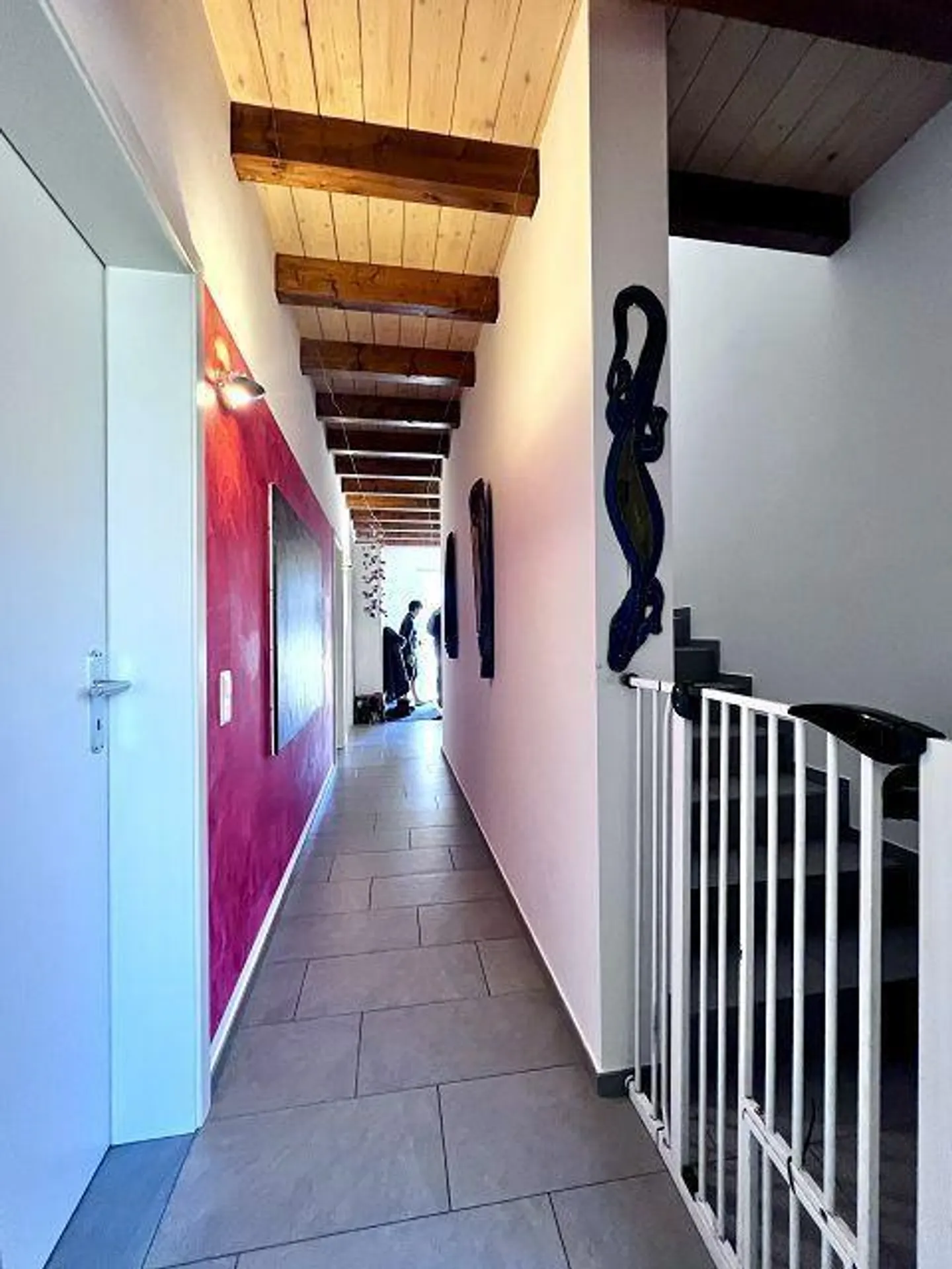Villetta di 5 1/2 locali in una posizione molto tranquilla e soleggiata con vista - Foto 19 di 43