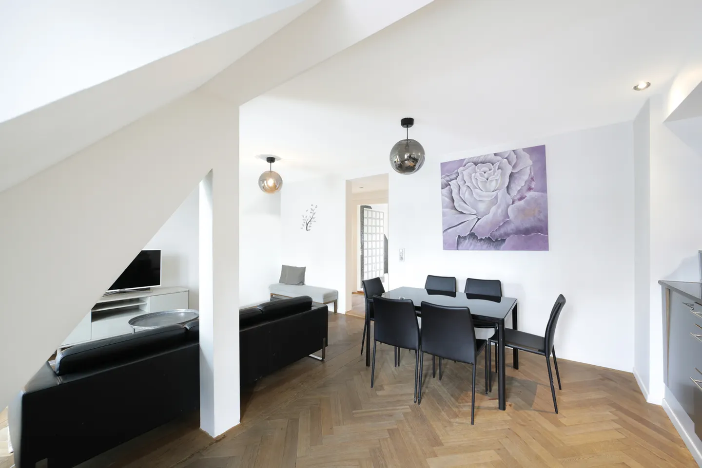 Appartement spacieux de 3,5 pièces avec balcon à Zurich-Ouest - Photo 8 sur 11