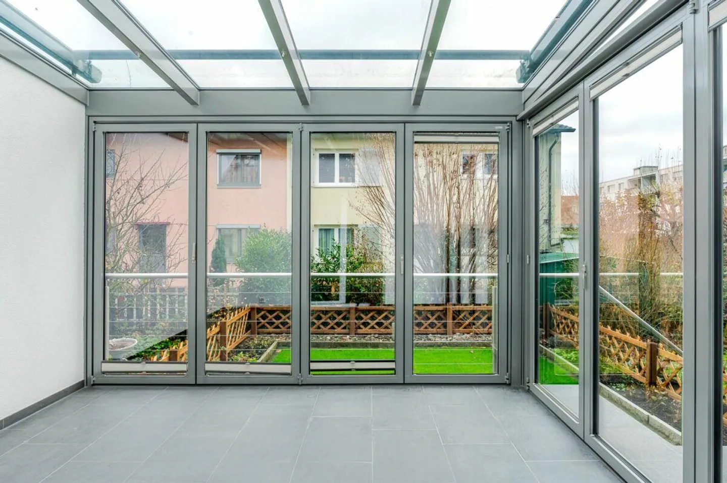 Maison de ville prête à emménager de 4,5 pièces - avec APP + véranda - dans le quartier populaire de Mischeli - Photo 5 sur 11