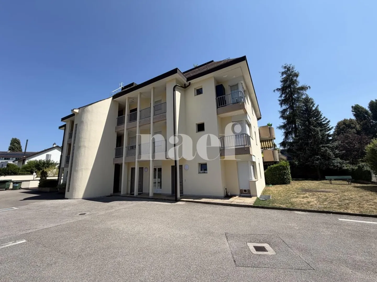 2,5-Zimmer-Wohnung im 1. Stock mit Terrasse und Garten - Foto 2 von 8