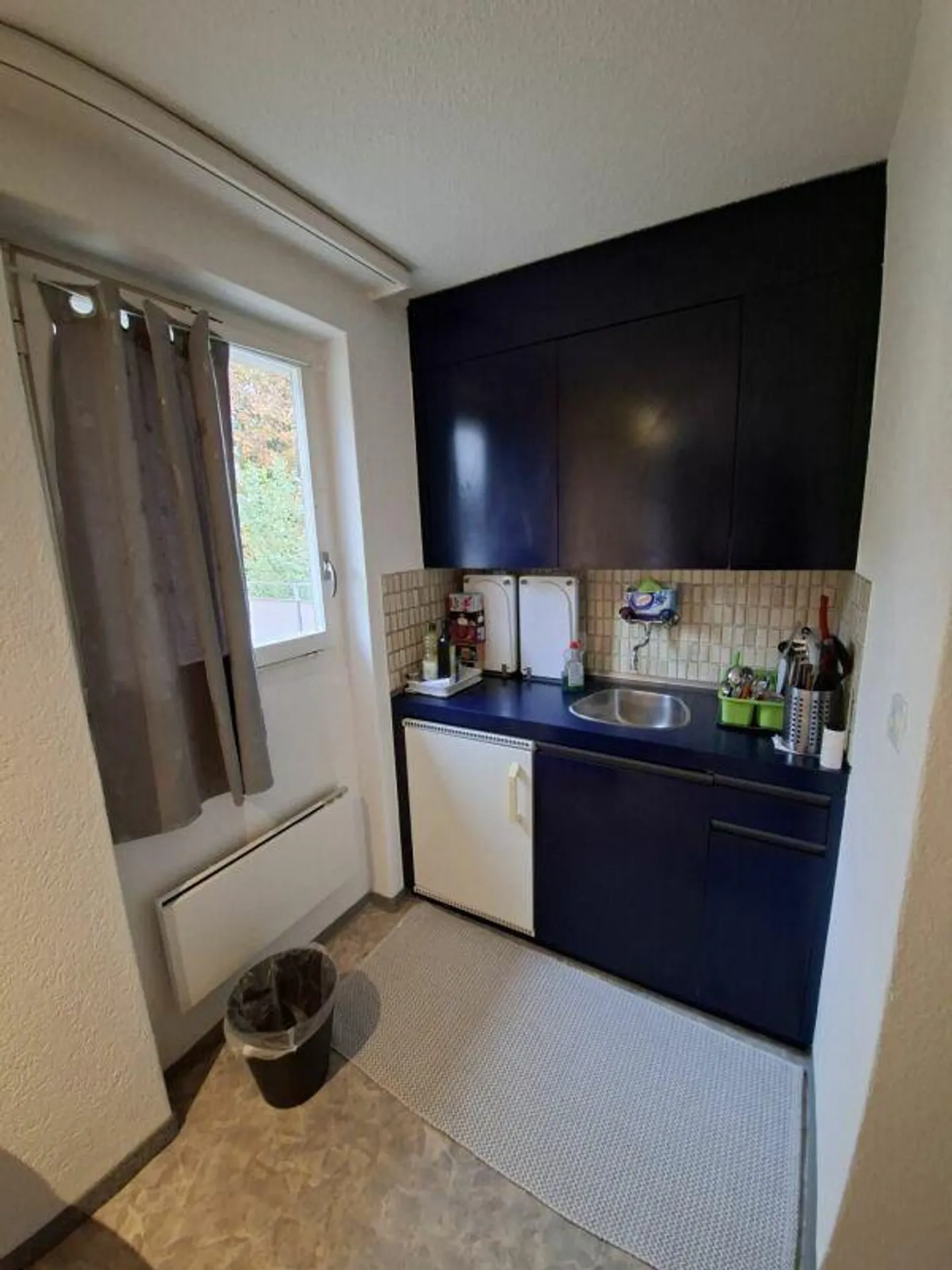 Maison multifamiliale avec huit petits appartements simples (studios) dans un quartier résidentiel calme à Baden - Photo 14 sur 21