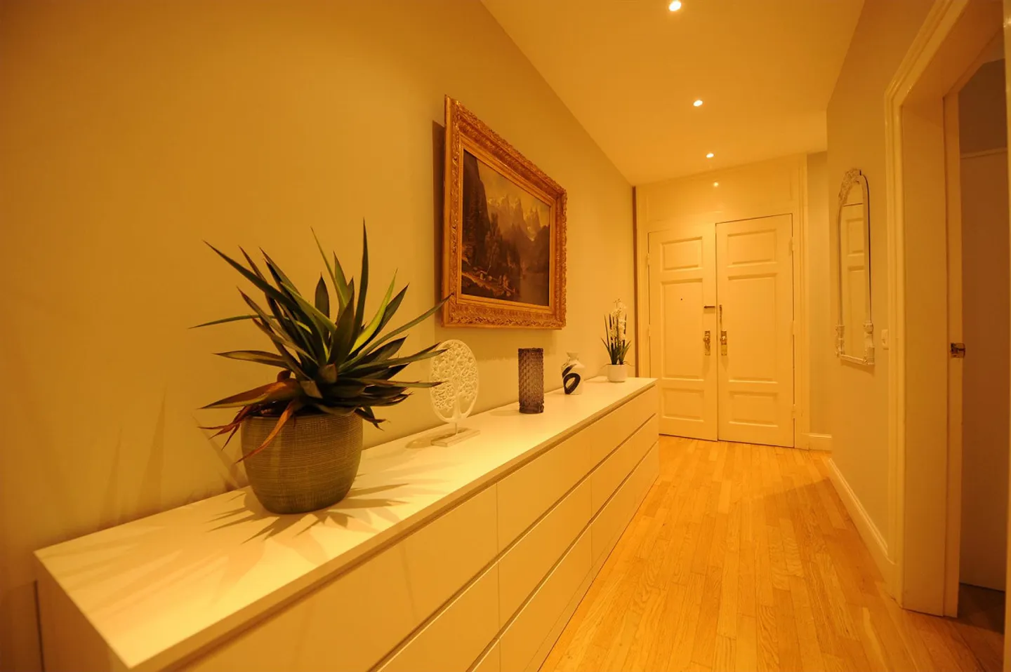 Luxuriöse und gemütliche Wohnung in einem Palast in Zürich - Foto 11 von 20