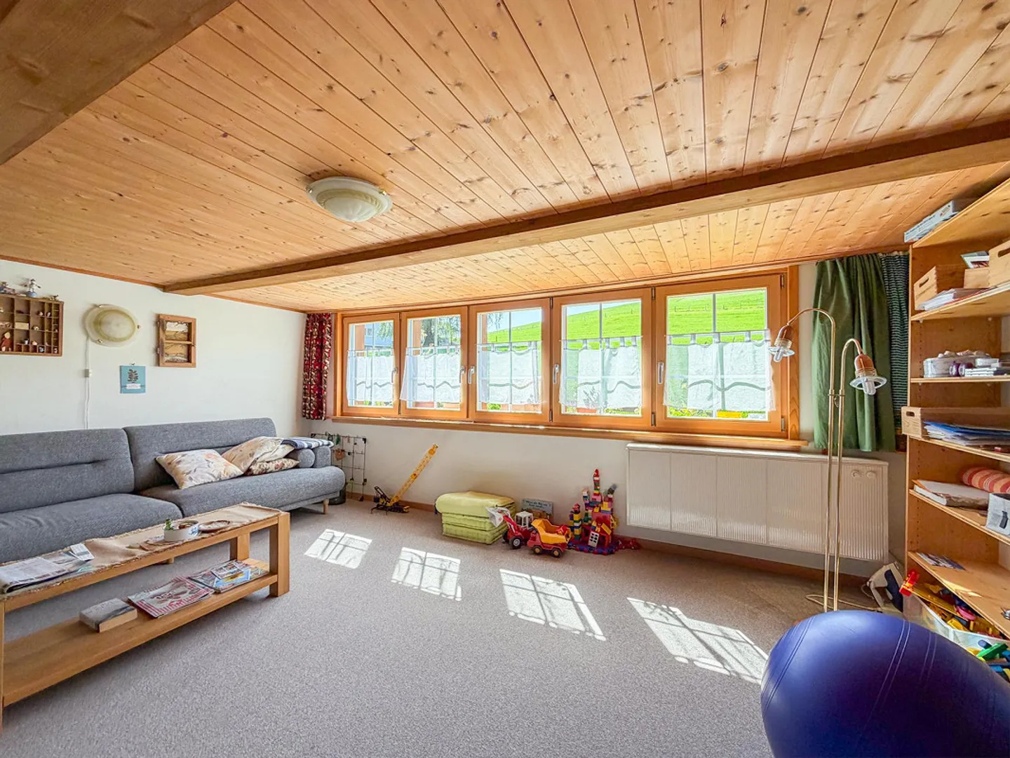 Charmantes Bauernhaus mit angebauter Scheune in Speicher AR - Photo 3 sur 10