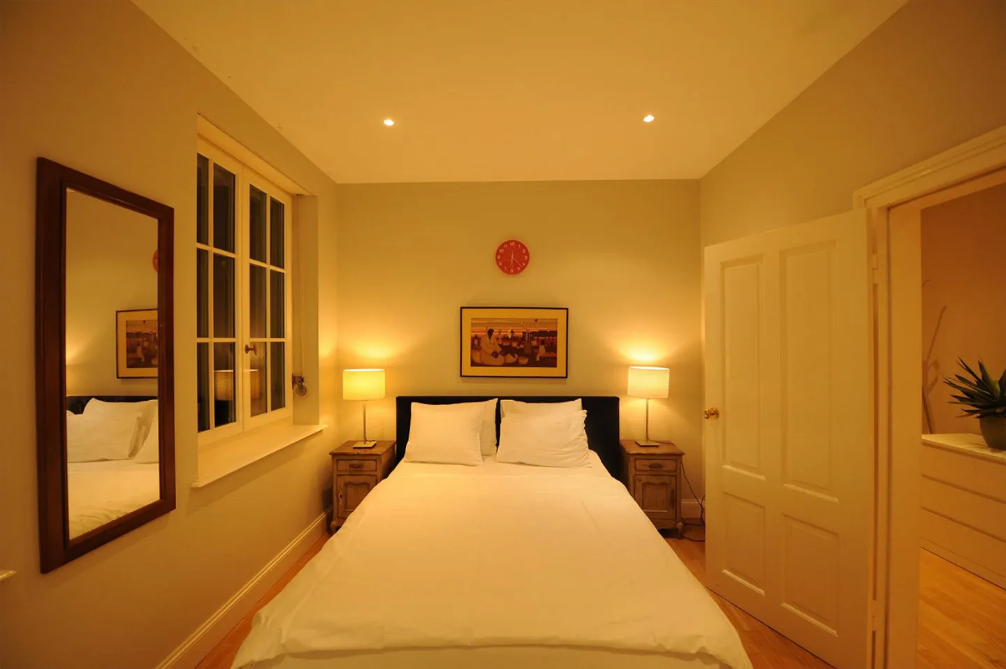 Luxuriöse und gemütliche Wohnung in einem Palast in Zürich - Foto 13 von 20