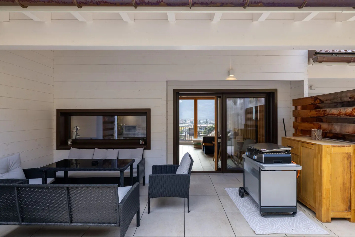 MAGNIFICENT SEMI-DETACHED VILLA 3 ROOMS OF 107 M2 IN THE HEART OF THE VINES IN SAILLON - Photo 13 of 22