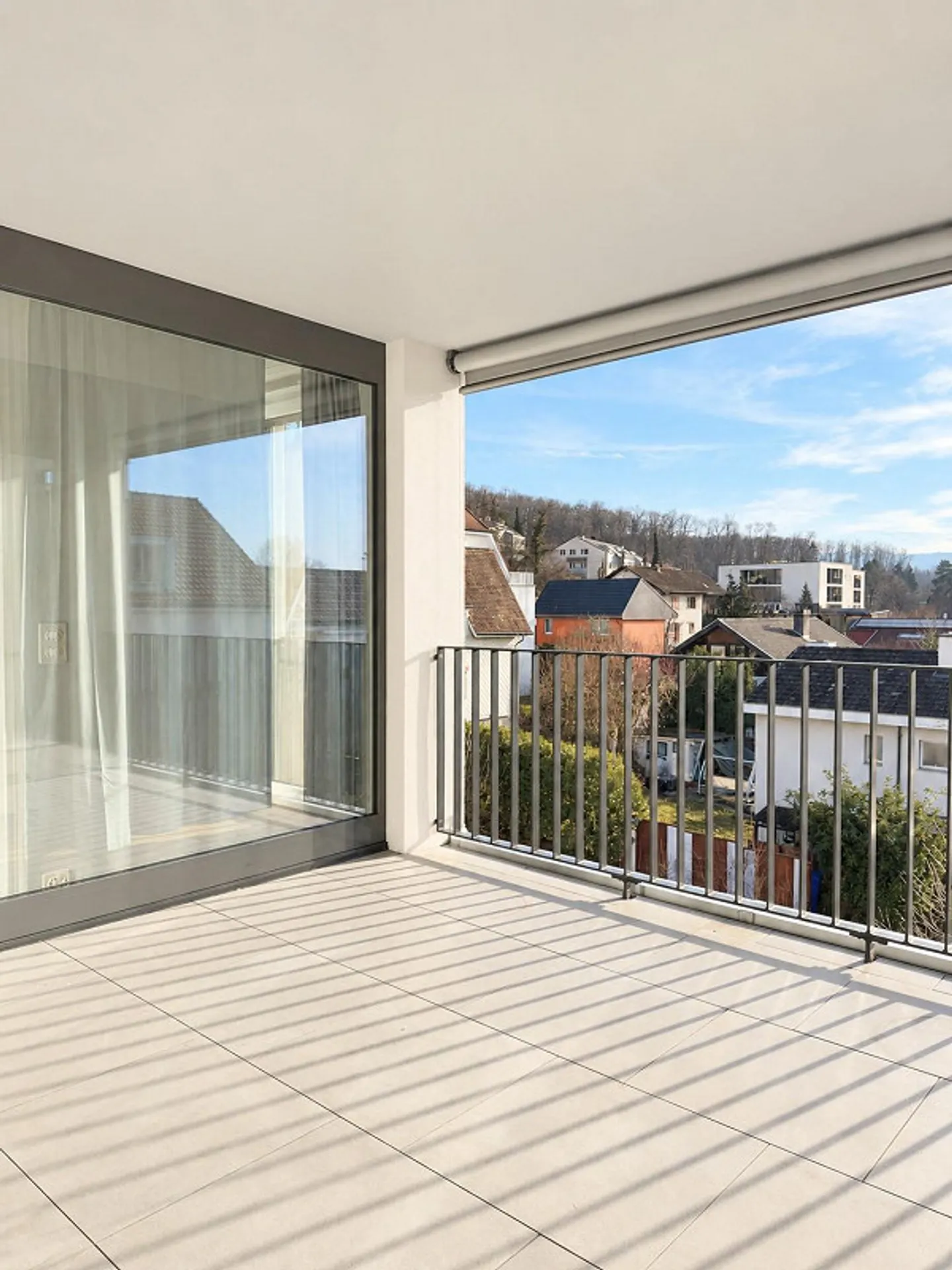 Helle 4.5-Zimmer-Wohnung in Oberwil - Foto 8 von 12