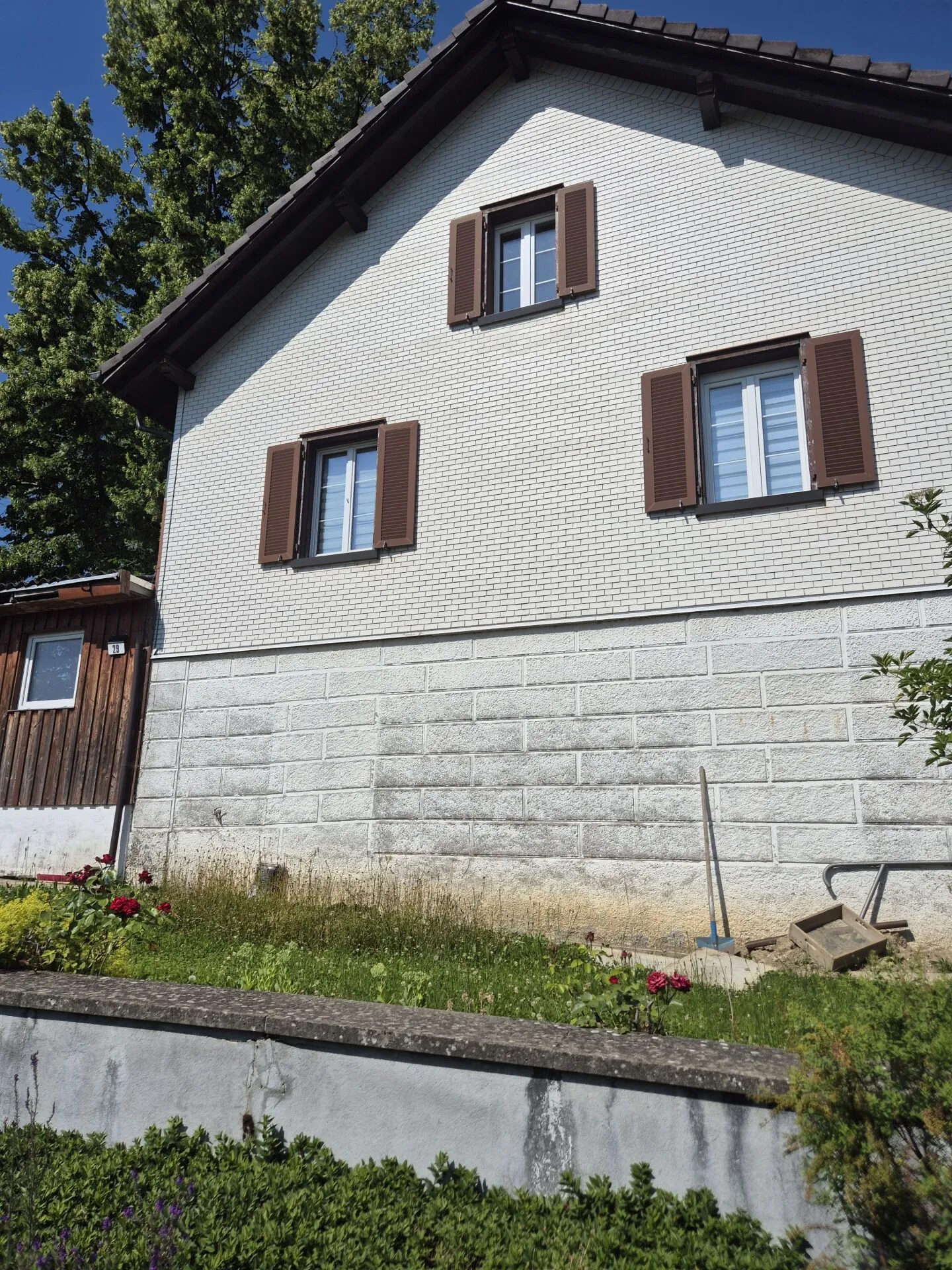 Charmantes Bauernhaus mit Garten - Foto 1 von 8