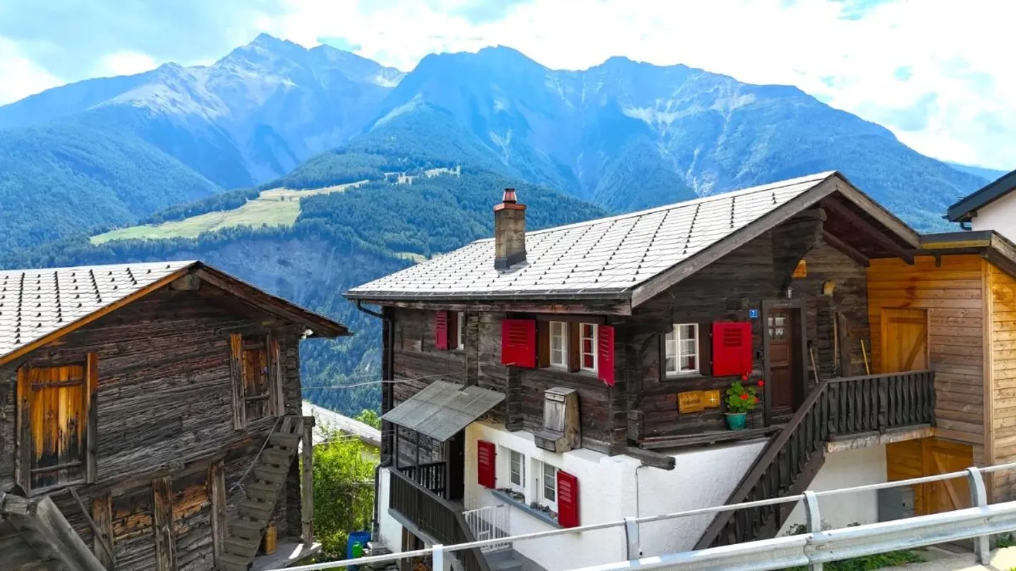 Charming Walliser House in Ried-Mörel - Photo 2 of 10