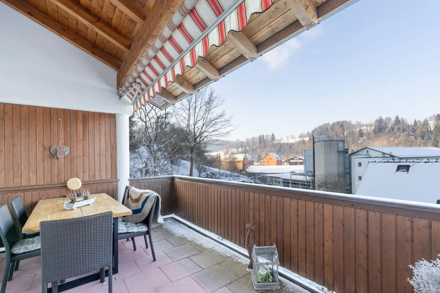 Detached 7.5 Room Single-Family House in Scenic Location in Turbenthal - Photo 4 of 19